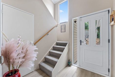 Photo of property in 23d Jelas Road, Red Beach, 0932