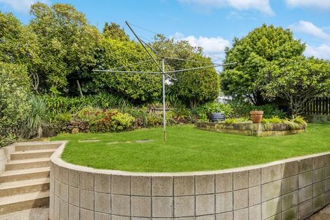 Photo of property in 12 Dunolly Place, Pukekohe, 2120