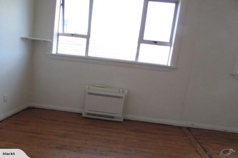 Photo of property in 61 Canterbury Street, Lyttelton, 8082