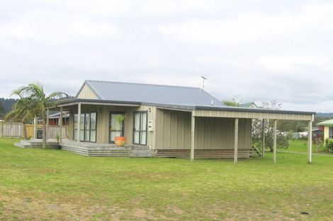 Photo of property in 108 Castle View Road, Matarangi, Whitianga, 3592