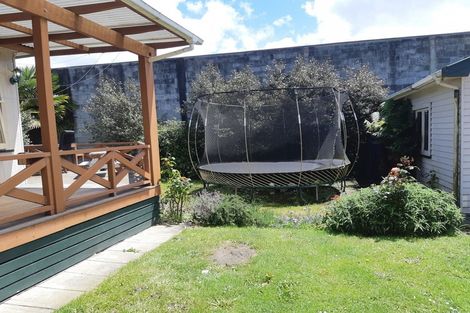 Photo of property in 6 Arthur Street, Pahiatua, 4910