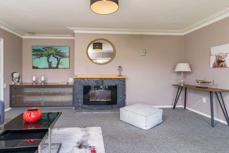Photo of property in 10 Kinmont Crescent, Kinmont Park, Mosgiel, 9024