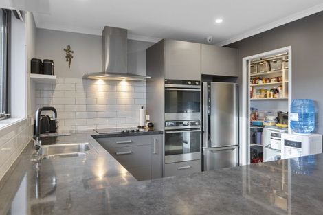 Photo of property in 9 Dreaver Drive, Waitara, 4320