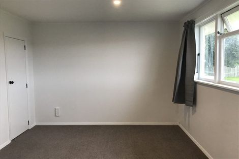 Photo of property in 8 Cheshire Street, Cannons Creek, Porirua, 5024