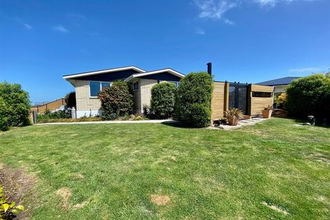 Photo of property in 17 Saint Andrew Place, Balclutha, 9230