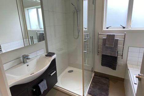 Photo of property in 2 Fennell Crescent, Silverdale, 0932