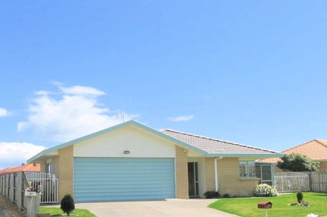 Photo of property in 22 Luculia Drive, Mount Maunganui, 3116