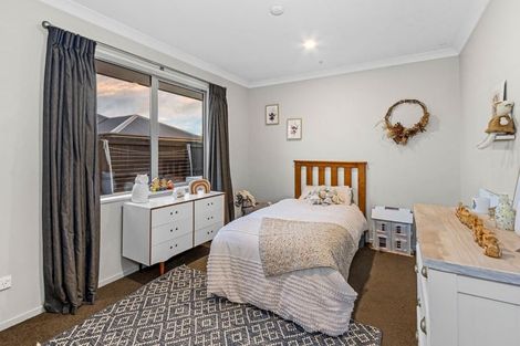 Photo of property in 56 Park Lane, Rolleston, 7614