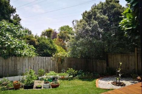 Photo of property in 4/36 Koromiko Street, New Lynn, Auckland, 0600
