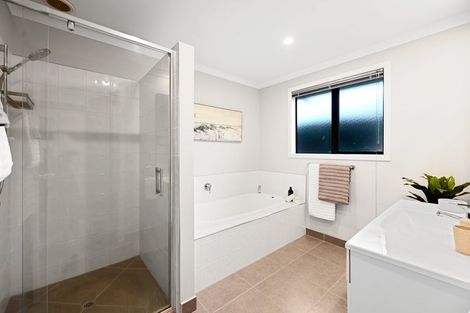 Photo of property in 6 Compton Grove, Huntington, Hamilton, 3210