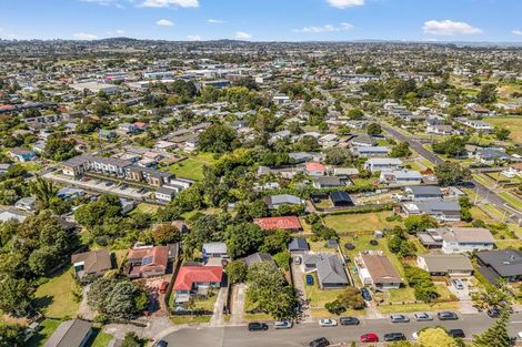 Photo of property in 7 Panzic Place, Glen Eden, Auckland, 0602