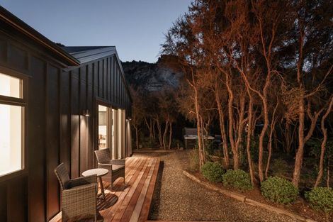 Photo of property in 10a Old Racecourse Road, Albert Town, Wanaka, 9305