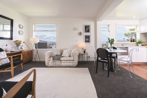 Photo of property in 27 Salamanca Road, Kelburn, Wellington, 6012