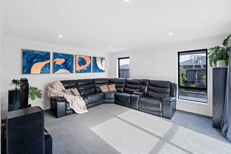 Photo of property in 34 Bradwell Crescent, Halswell, Christchurch, 8025