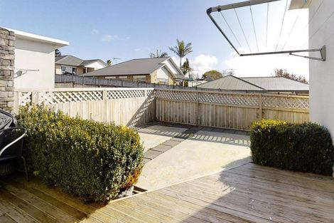 Photo of property in 2 Merlot Lane, Pukekohe, 2120