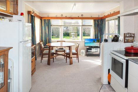 Photo of property in 23 Seabury Avenue, Foxton Beach, Foxton, 4815