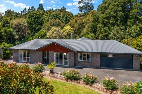 Photo of property in 1527 Weranui Road, Wainui, Silverdale, 0994