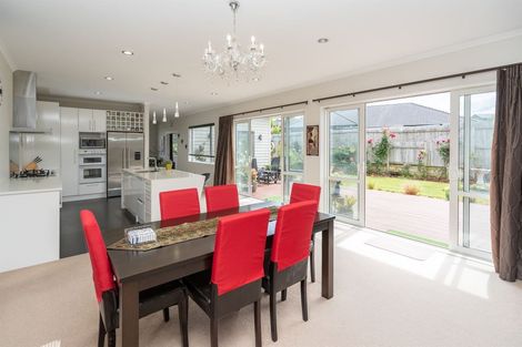 Photo of property in 6 Northbrook Glen, Flagstaff, Hamilton, 3210