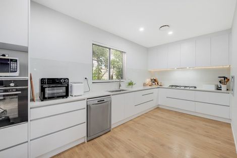 Photo of property in 41e Nelson Street, Howick, Auckland, 2014