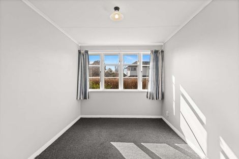 Photo of property in 6 Tilbury Avenue, Hokowhitu, Palmerston North, 4410