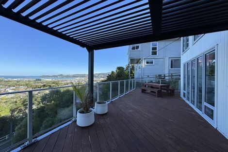 Photo of property in 165 Townsend Road, Miramar, Wellington, 6022