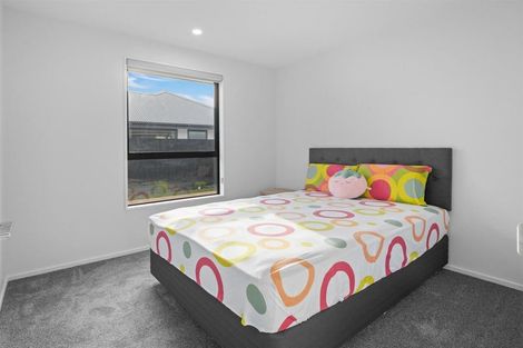 Photo of property in 7 Olearia Lane, Halswell, Christchurch, 8025