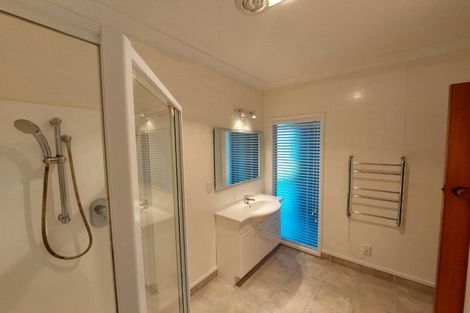 Photo of property in 15 Doone Street, Lynmouth, New Plymouth, 4310