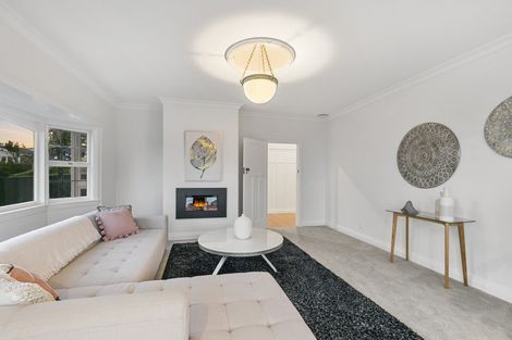 Photo of property in 7 Ranui Crescent, Khandallah, Wellington, 6035