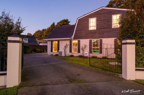 Photo of property in 15 Johnswood Grove, Clouston Park, Upper Hutt, 5018