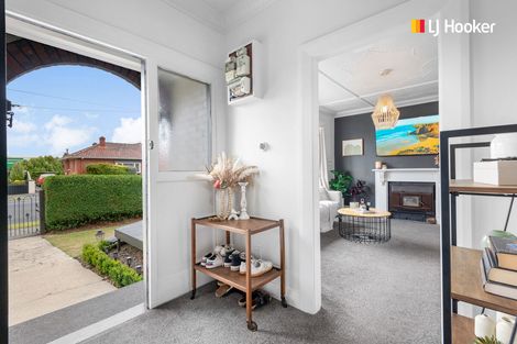 Photo of property in 1 Mure Street, Mosgiel, 9024