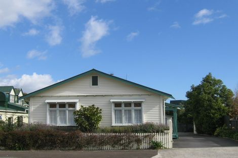 Photo of property in 32 Granville Street, Silverstream, Upper Hutt, 5019