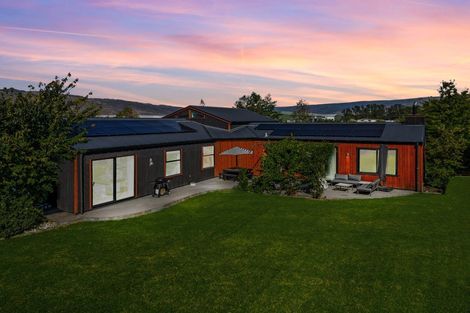 Photo of property in 1 Riesling Way, Cromwell, 9310