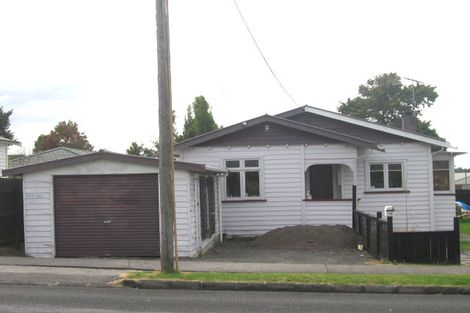 Photo of property in 1/11 Rimu Street, New Lynn, Auckland, 0600