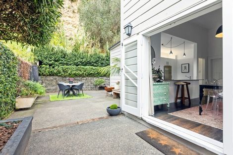 Photo of property in 8 Battery Road, Ahuriri, Napier, 4110