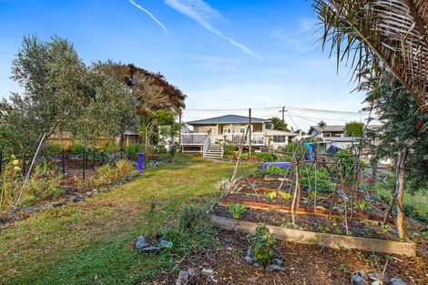 Photo of property in 12 Washington Avenue, Snells Beach, 0920