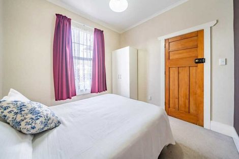 Photo of property in 25 Awamutu Grove, Waiwhetu, Lower Hutt, 5010