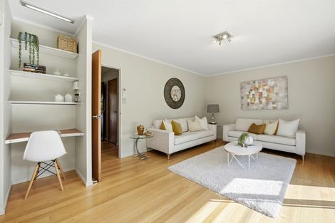 Photo of property in 15 Sartors Avenue, Northcross, Auckland, 0630