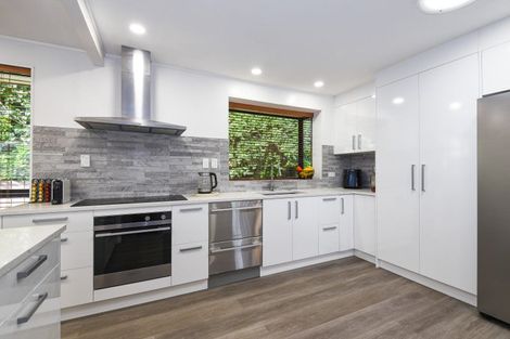 Photo of property in 9 Orchard Place, Lynmore, Rotorua, 3010