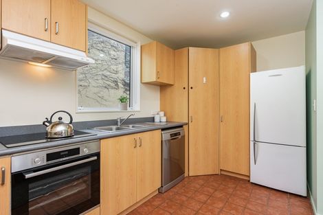 Photo of property in Pirie Street Townhouses, 28/35 Pirie Street, Mount Victoria, Wellington, 6011