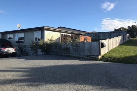 Photo of property in 4 Kaweka Close, Aotea, Porirua, 5024