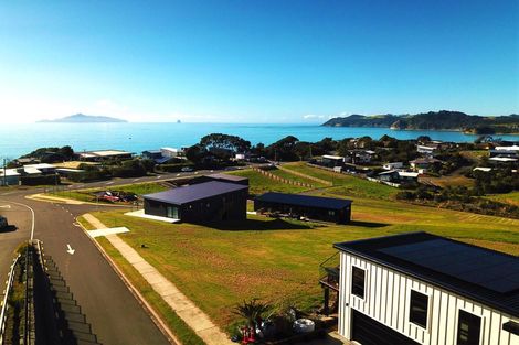 Photo of property in 7 Blue Moon Rise, Langs Beach, 0582