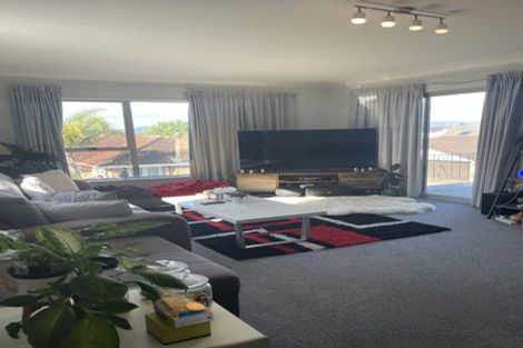 Photo of property in 1/212 Te Atatu Road, Te Atatu South, Auckland, 0610