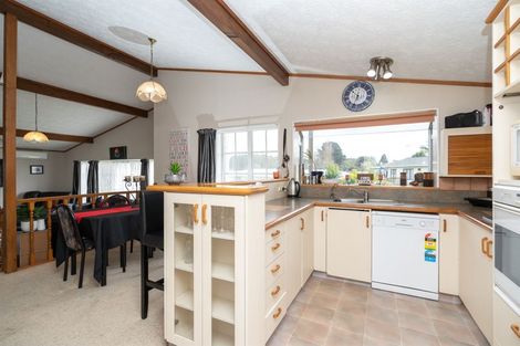 Photo of property in 4 Mcewan Place, Fitzroy, Hamilton, 3206