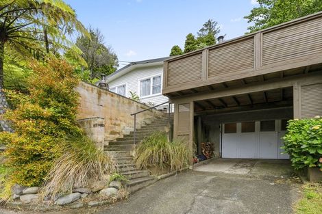 Photo of property in 27 Kopara Grove, Stokes Valley, Lower Hutt, 5019