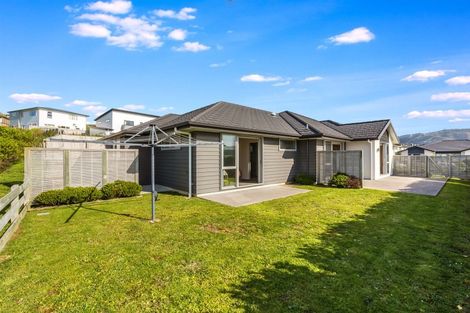 Photo of property in 15 Ken Douglas Drive, Aotea, Porirua, 5024