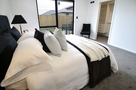 Photo of property in 38 Broadway Parade, Rolleston, 7615