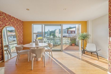 Photo of property in 70 Saddleback Grove, Karori, Wellington, 6012