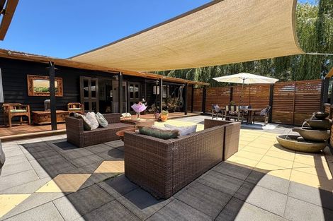 Photo of property in 140 Mako Mako Road, Levin, 5510