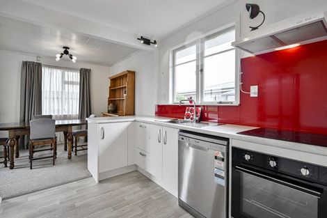 Photo of property in 1410 Caroline Road, Mayfair, Hastings, 4122