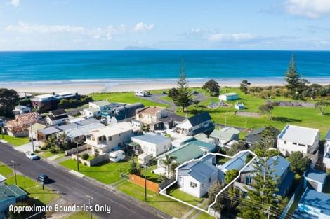 Photo of property in 16 Wallnutt Avenue, Waihi Beach, 3611